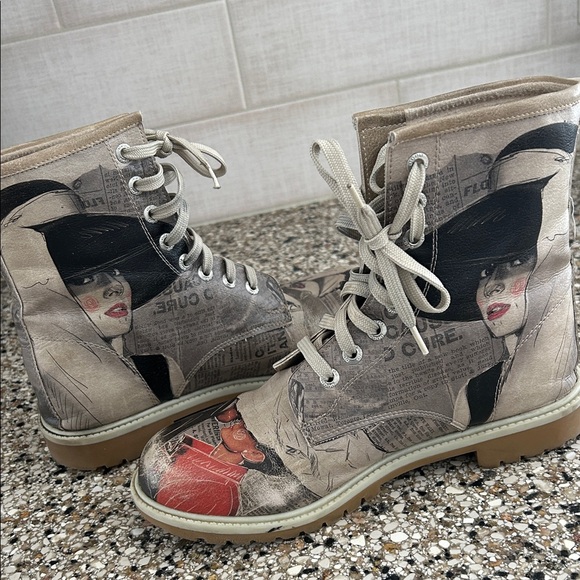 DOGO Vegan  Boots "Go Back to Being Yourself" - Picture 6 of 10